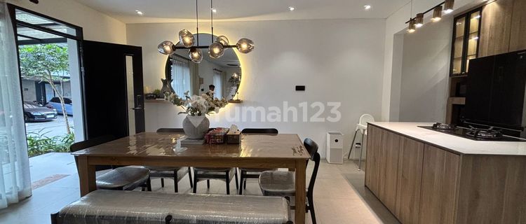 Sewa Perbulan Rumah dengan Whirlpool di Tarubhawana Kota Baru Parahyangan 1