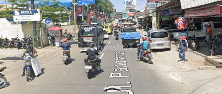 Ruko Area Ramai di Pasar Panorama Mainroad Lembang Bandung 1