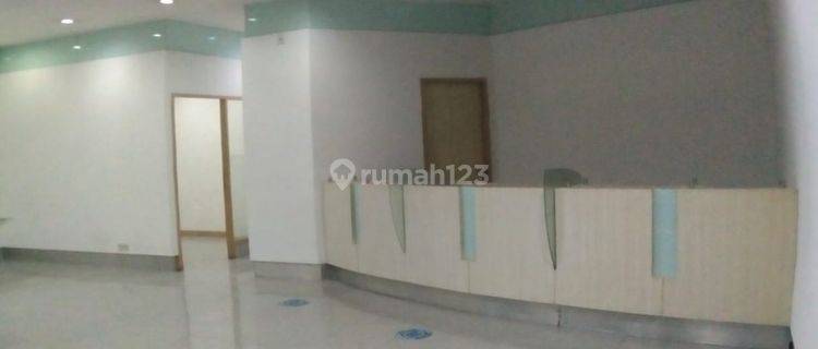 Ruang Usaha Gedung Luas di Sayap Asia Afrika Bandung 1