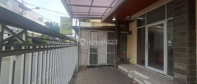 Rumah Nyaman Terawat di Pusat Kota Cimahi 1