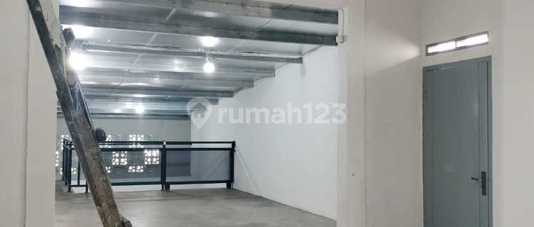 Shop House with Warehouse for Sale / Rent on Rajawali Timur Main Road 1