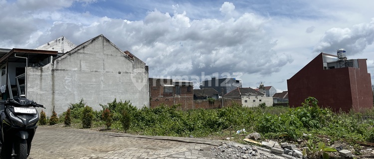 Investment in a 10-Room Boarding House with a Strategic Location 1