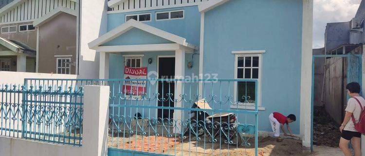 Rumah SHM di Buckingham Residence Jambi, Jambi Jual Cepat 1