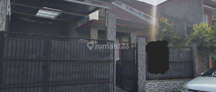 Dijual rumah cantik siap huni di Cisaranten Arcamanik 1