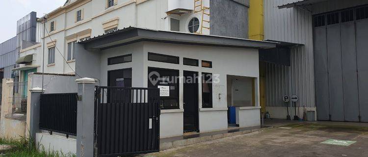 Dijual Pabrik Siap Pakai Di Kawasan Industri Cikarang Pusat. 1