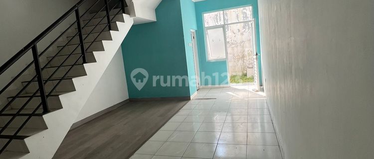 Affordable 3-Story Shop House, 100.0 M² Area, SHM, Unfurnished in Palasari, Cibiru 1