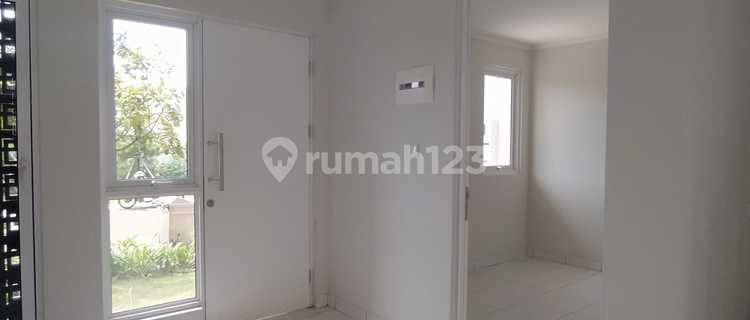 Rumah Murah 2 Lantai Nyaman dan Bagus SHM di Summarecon Bandung 1
