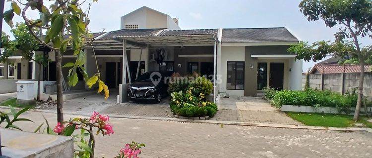 Dijual Rumah Over Kredit Rumah Full Renovasi 1