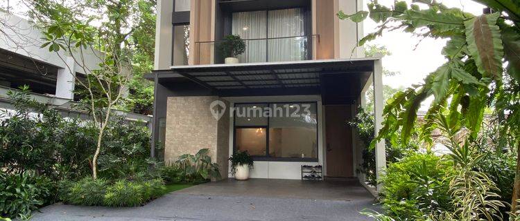 Rumah 2 Lantai Furnished Di Bsd, Lokasi Dekat Grandlucky Cbd 1