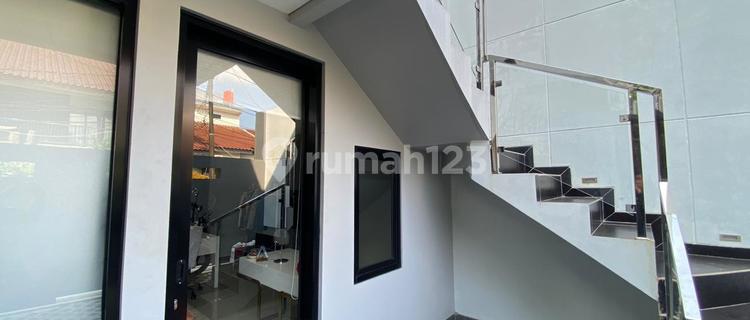 Kostan for sale in Bintaro, Tangerang 1