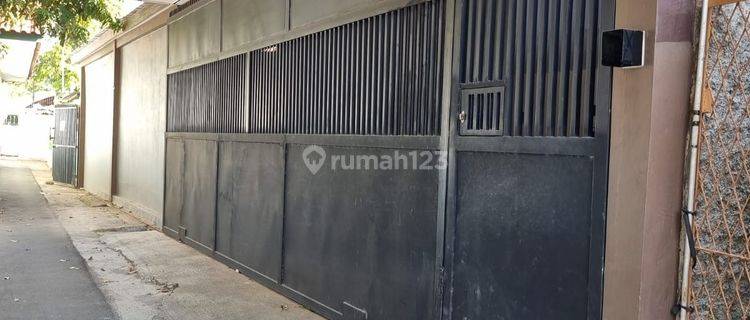 Rumah Di Jl Pangeran Drajat Kesambi Cirebon  1