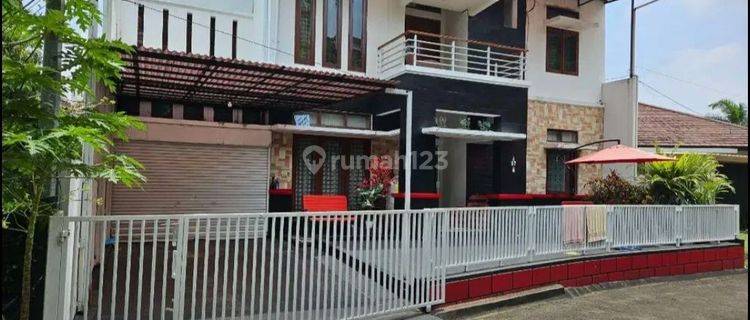 Rumah Mewah Full Furnish Kawasan Sejuk Setiabudi 1