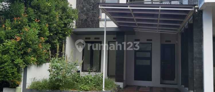 2-Story Ready-to-Occupy House in Palem Permai Complex, Soekarno Hatta 1