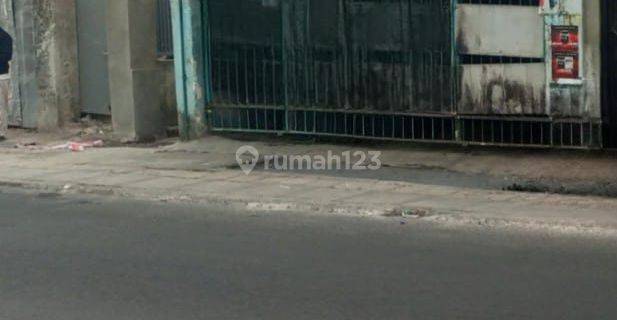 Dijual Rumah Tua hitung Tanah Gatsu Bdg 1