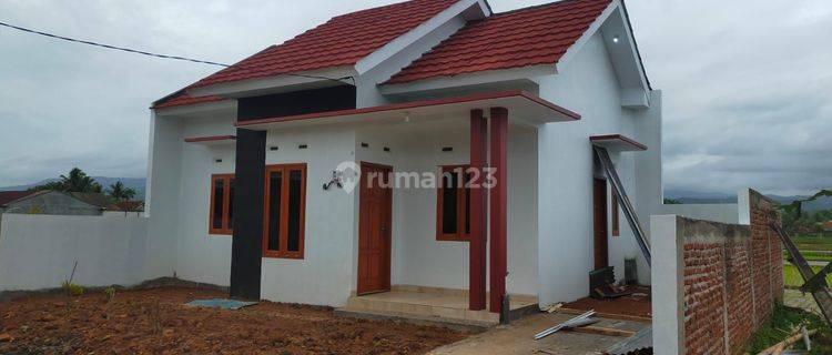 Rumah dimajenang angsuran langsung SHM 1