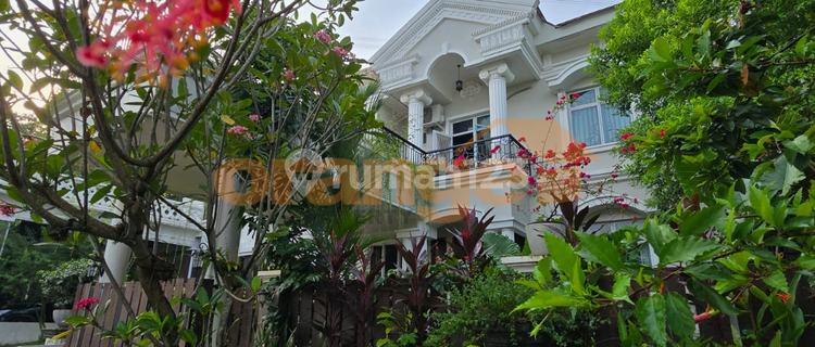 Di Jual Rumah Cantik Siap Huni di Legenda Wisata Cibubur 1