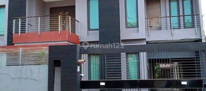 Rumah 2 Lantai luas dan termurah di jakarta 1