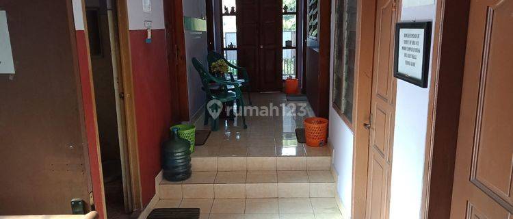 Sebuah Rumah Kost Kawasan Regol Dijual Dengan Harga Bagus. 1