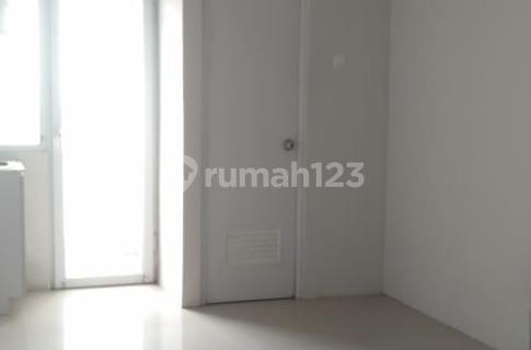 Apartment green pramuka 2br unfurnish disewakan tahunan murah  1