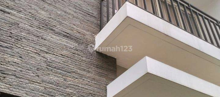 Rumah Rapi Dan Terawat Cluster White Diamond di Bsd City  1