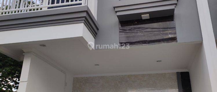 Rumah baru 2lantai di Jl. Cempaka putih tengah 2E jakarta pusat 1