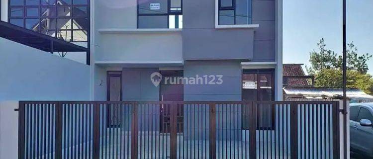 RUMAH BARU MINIMALIS 2 LANTAI DI KOMPLEK EXCLUSIVE CIHANJUANG DEKAT KOI 1