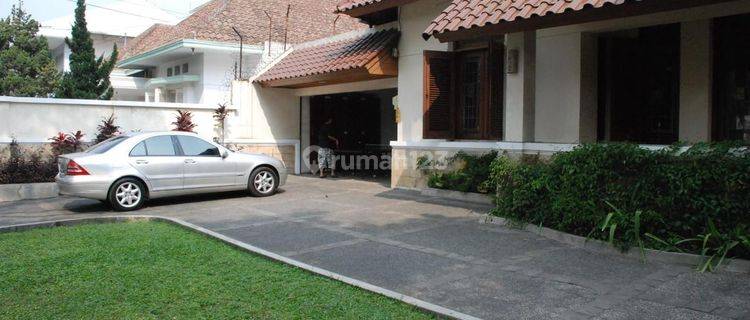 Jual Rumah Siap Huni di Jl Citarum Kota Bandung  1