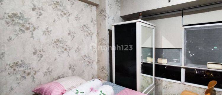 Disewakan Apartemen Metropolis dekat Ubaya Lantai Granit  1