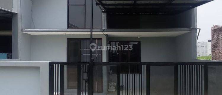 Rumah baru di bandung siap huni          1