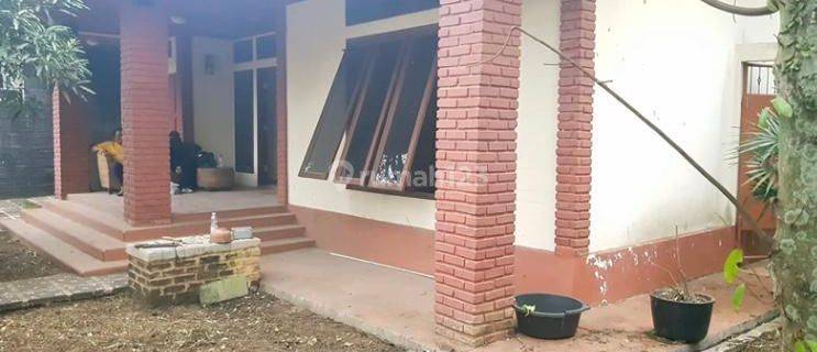 Dijual Rumah Asri full renovasi Di Bandung 1