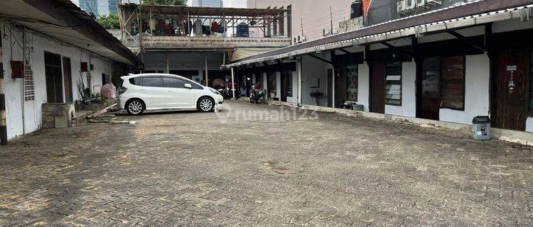 Dijual Kost 2 Lt Yang Besar, Bersih Dan Rapi Ada 110 Kamar di Karet, Jakarta Selatan 1