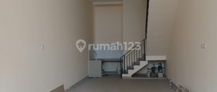 For Rent New Building in Villa Kapuk Mas 2. Strategic Location 1