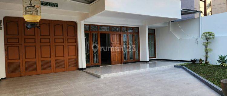 Rumah Di Jual Jl. Taman Alfa Indah, Jakarta Barat Bagus 2 Lantai 1