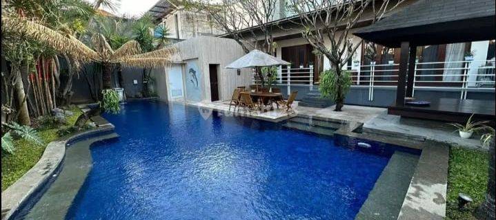 Luxurious House Ready to Live in in West Gatot Subroto Denpasar 1