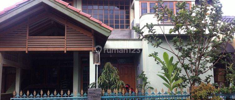 Rumah Bagus SHM di Antapani Arcamanik 1