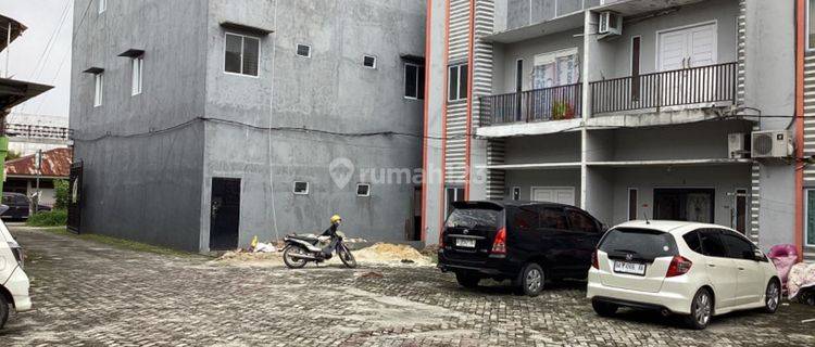 Rumah 2 Lantai Tengah Kota Dijual di Jl. Dagang Dekat Dengan Mall Matahari 1