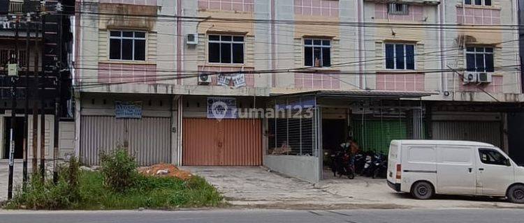 Ruko 3 Lantai Full Keramik Dijual di Jl Pemuda Ujung Tampan Pekanbaru 1