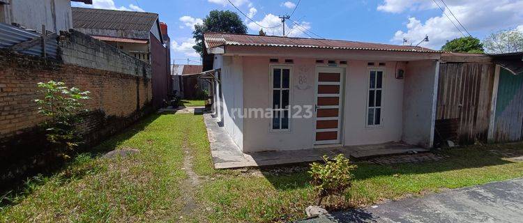 Rumah Dijual di Jalan Bandeng Pekanbaru 1