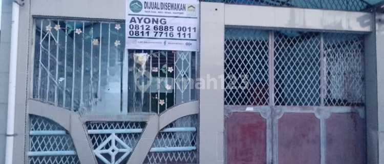 Rumah 2 Lantai Tengah Kota Dijual di Jalan Angkasa Pekanbaru 1