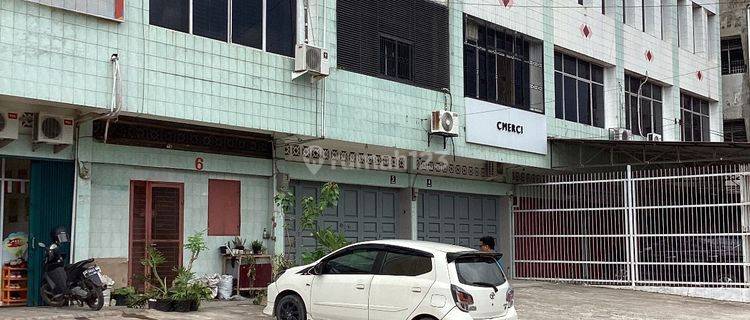 Ruko 3 Lantai Dijual di Jl. Soekarno Hatta Pekanbaru 1