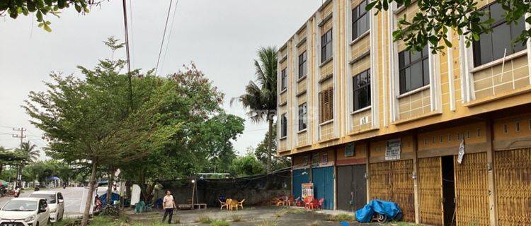 Ruko 3 Lantai Kosong Dijual di Jl Hangtuah Ujung Pekanbaru 1