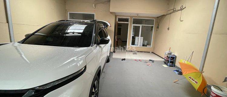 Rumah Kelapa Kopyor Murah, Bagus Dan Dipinggir Jalan  Rumah Semi Furnished 1