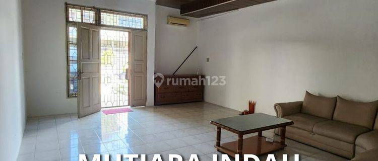 Villa Komplek Mutiara Indah Jalan Kapten Muslim Daerah Millenium 1