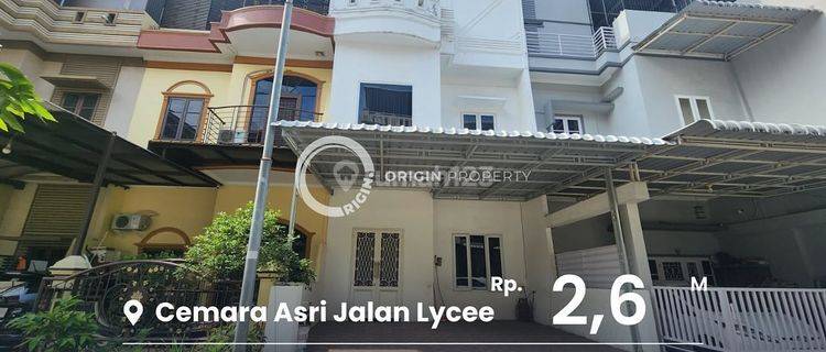 Dijual Villa Cantik Komplek Cemara Asri Jalan Lycee 1