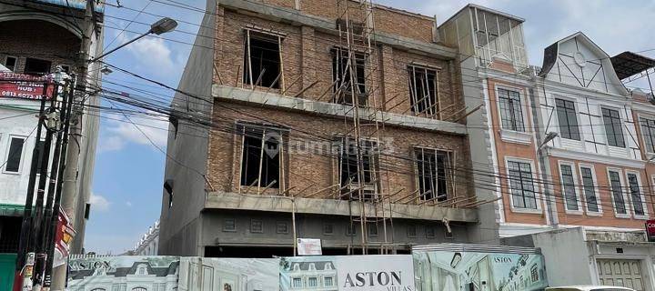 Dijual Villa Komplek Aston Villas Jalan Pasar 3 Daerah Krakatau 1