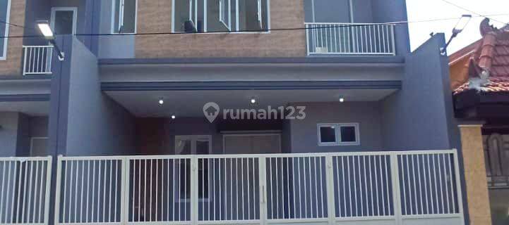 Rumah 2 Lantai Minimalis Pondok Tjandra Candra dkt Tol Juanda 1