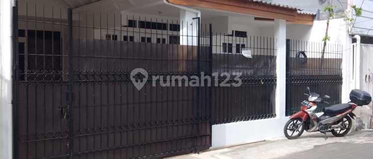 Jual Cepat Rumah Bagus Lokasi Strategis di Sunter 1