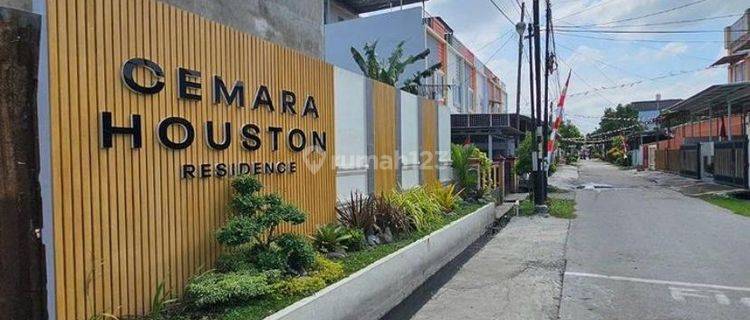 Cemara Houston ,Jalan Lorong 2 Timur Villa 2,5 Tingkat  1