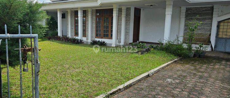 Rumah Mewah Terawat Baik Siap Huni Nyaman Sejuk Di Kutamaya Smd 1