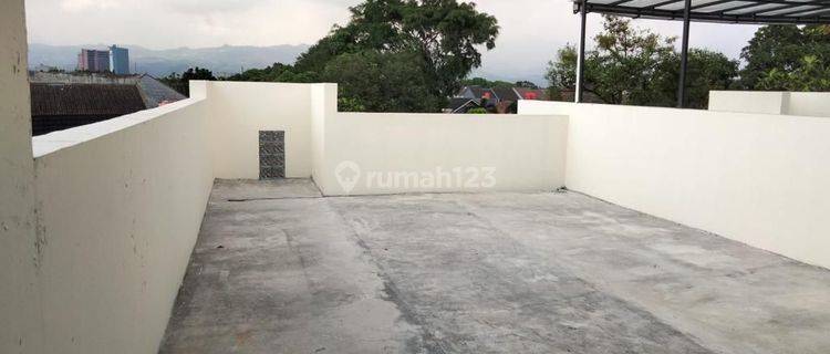 Sewa Jual Ruko Baru 3 Lantai Nyaman Di Buahbatu 1